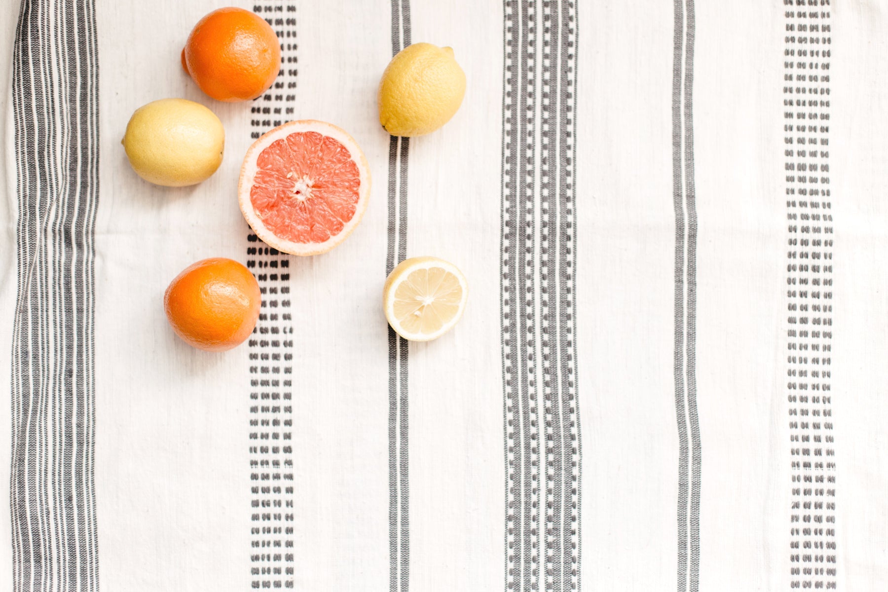 Aden Cotton Tablecloth 96x54
